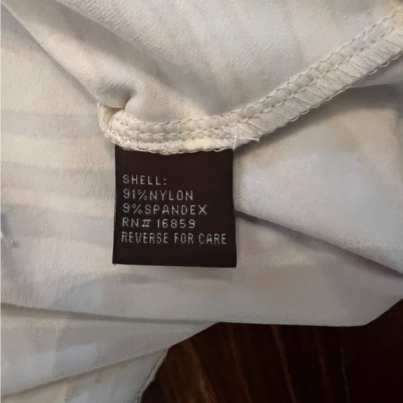 J. MCLAUGHLIN Catalina Cloth Boca Printed Tunic Sandstorm Cream Tan Blue - Picture 4 of 5